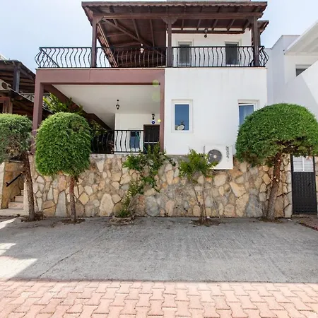 Sea View Duplex Private In Bodrum Gundogan Hotel