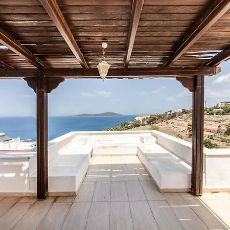 Sea View Duplex Private In Bodrum Gundogan Hotel